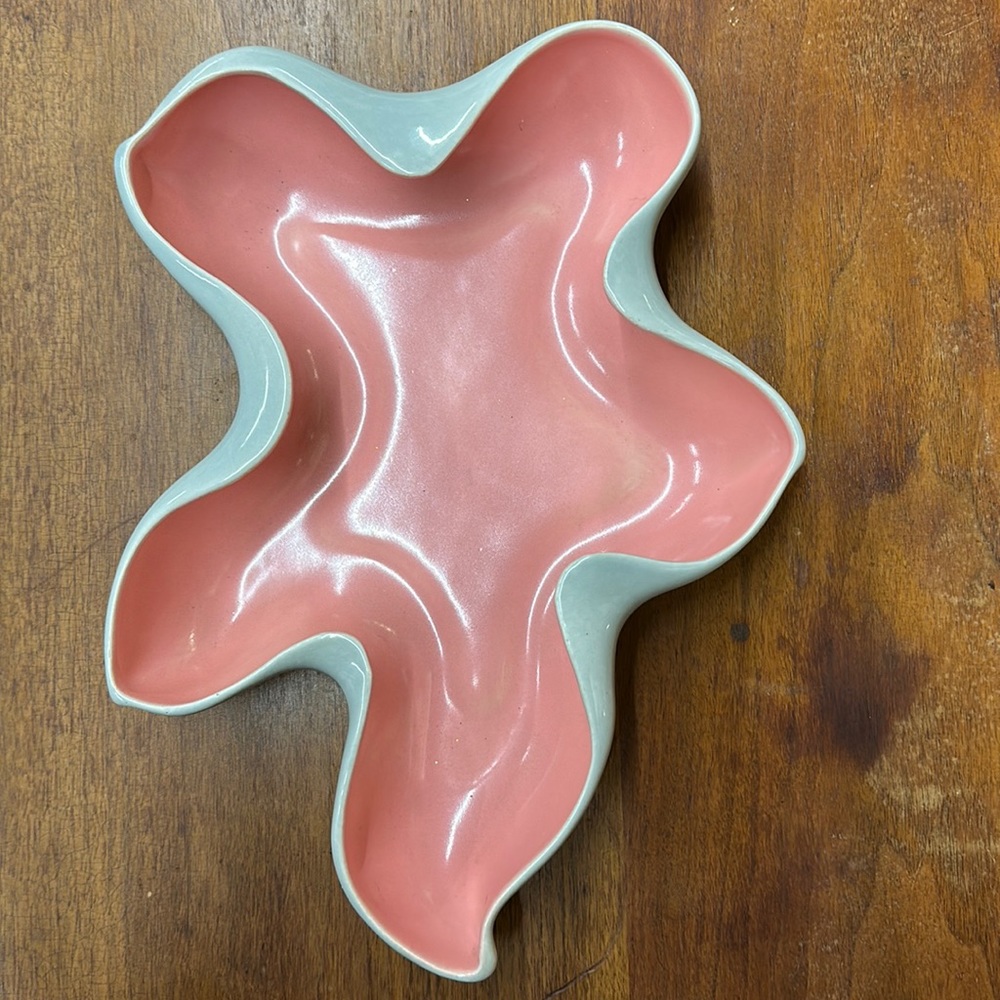Red Wing, mid-century Salmon/Grey, Console Bowl, in excellent condition